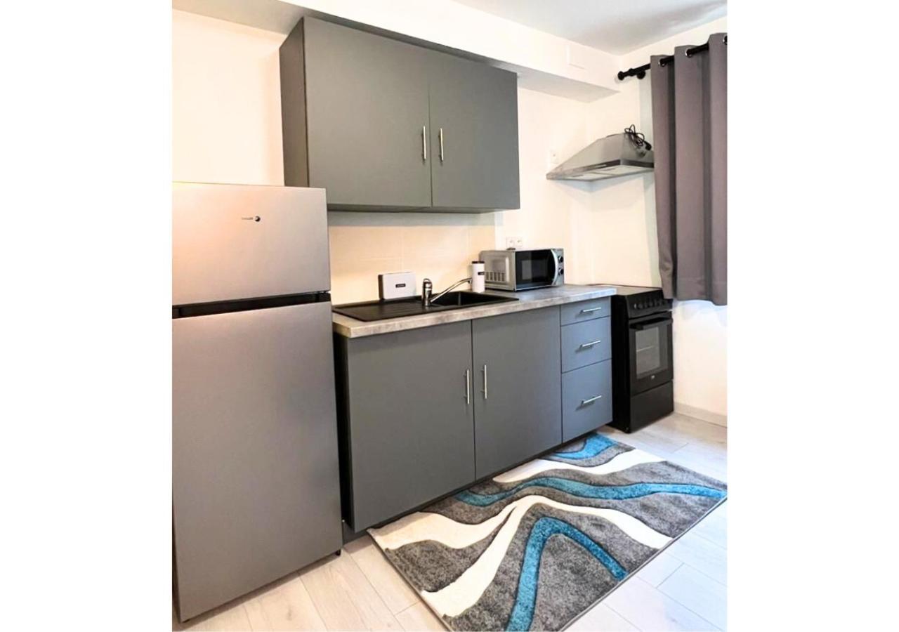 Chez Aida-Centre Ville Poitiers-La Conciergerie. Εξωτερικό φωτογραφία