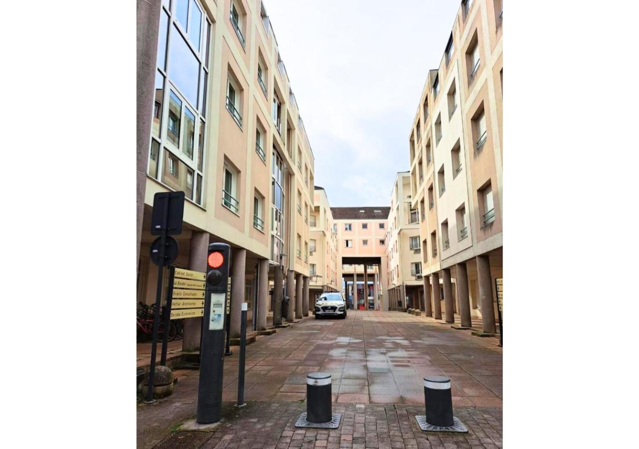 Chez Aida-Centre Ville Poitiers-La Conciergerie. Εξωτερικό φωτογραφία
